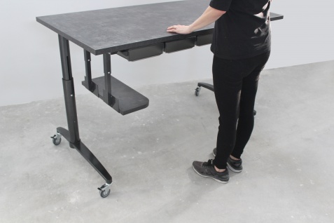 Design Schreibtisch in dunkler Beton Optik mit Rollen und Schreibtischschubladen - Vorschau 5