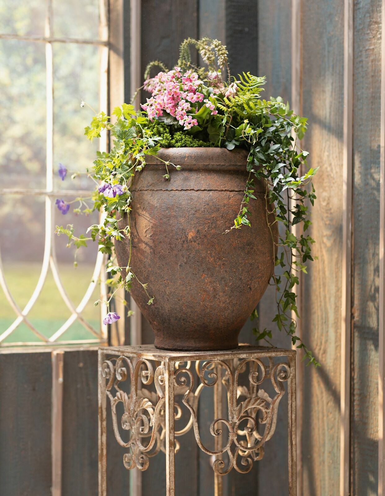 Topf Vase mit Rosen Blumentopf Amphore H 48 Stein Pflanzkübel 