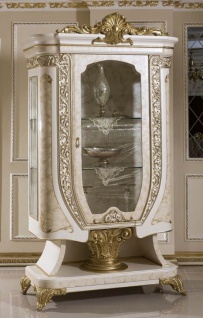 Casa Padrino Luxus Barock Vitrine Weiß / Beige / Gold - Prunkvoller Massivholz Vitrinenschrank mit Glastür - Handgefertigte Barock Möbel - Edel & Prunkvoll