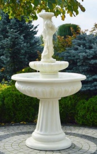 Casa Padrino Jugendstil Springbrunnen Dame Weiß Ø 94 x H. 164 cm - Prunkvoller Gartenbrunnen - Gartendeko Brunnen - Barock & Jugendstil Garten Deko Accessoires