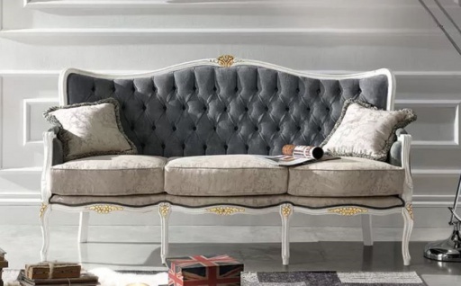 Casa Padrino Luxus Barock Sofa Grau / Hellgrau / Weiß / Gold - Edles Wohnzimmer Sofa mit elegantem Muster und 2 dekorativen Kissen - Barock Möbel - Luxus Qualität - Made in Italy