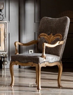Casa Padrino Luxus Barock Esszimmerstuhl mit Armlehnen Grau / Naturfarben - Prunkvoller Massivholz Stuhl im Barockstil - Barock Esszimmer Möbel