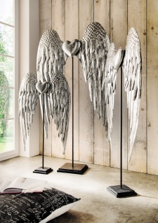 Flügel mit Herz 85 x 148 x 26 cm aus Aluminium