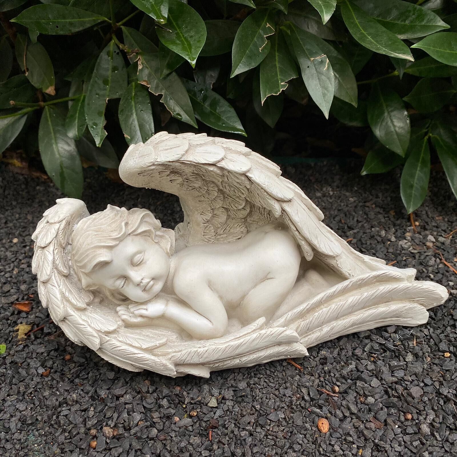 Gartenfigur schlafende Engel Figur 29 cm lang
